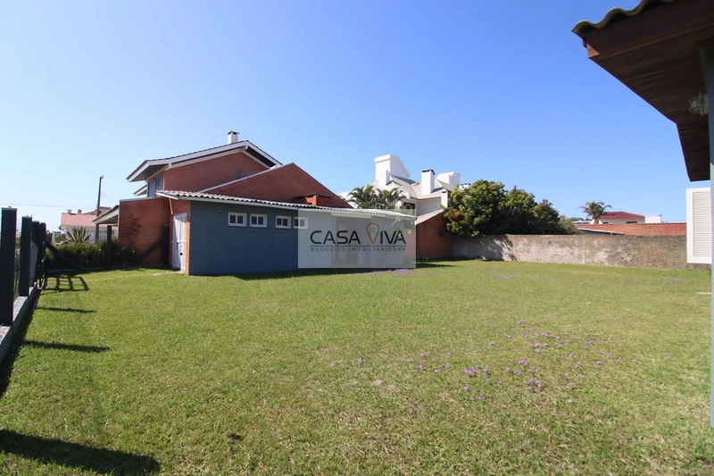 Casa térrea a duas quadras do mar.: 6ª foto da galeria de imagens do imóvel