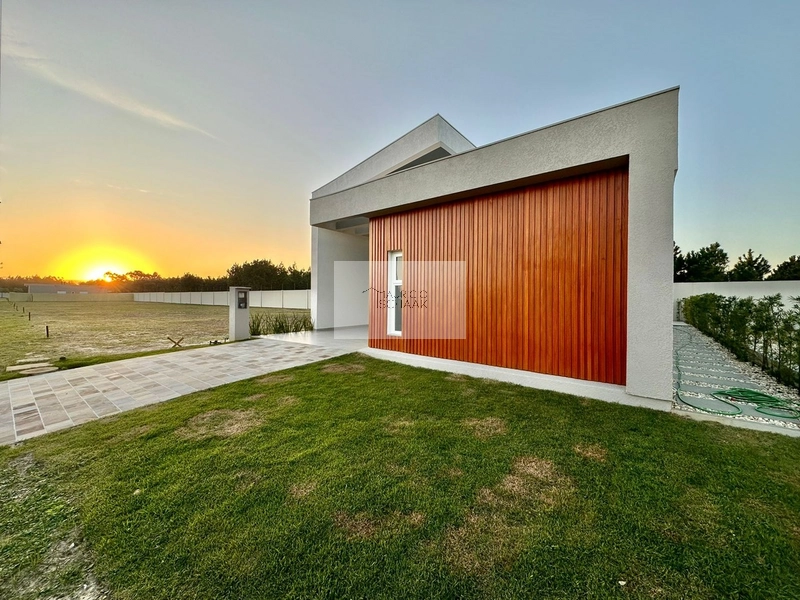Casa em condomínio fechado em Curumim!: 1ª foto da galeria de imagens do imóvel