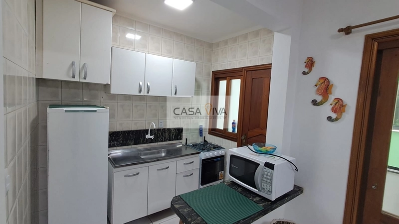 APARTAMENTO A UMA QUADRA DO MAR: 7ª foto da galeria de imagens do imóvel