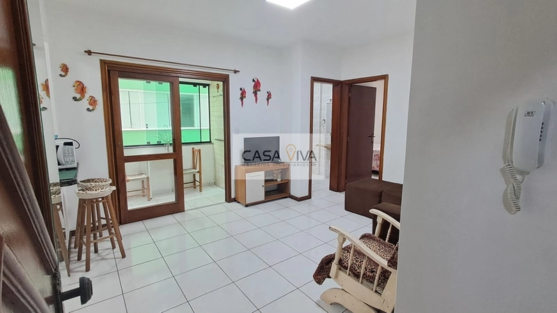 APARTAMENTO A UMA QUADRA DO MAR: 2ª foto da galeria de imagens do imóvel