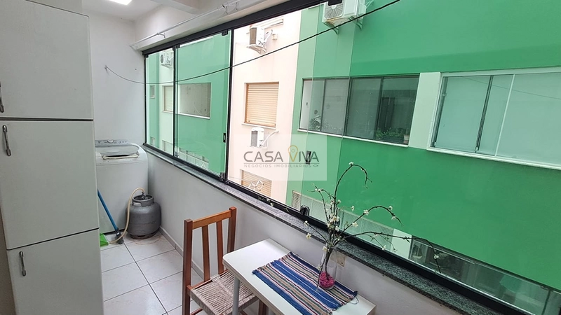 APARTAMENTO A UMA QUADRA DO MAR: 8ª foto da galeria de imagens do imóvel