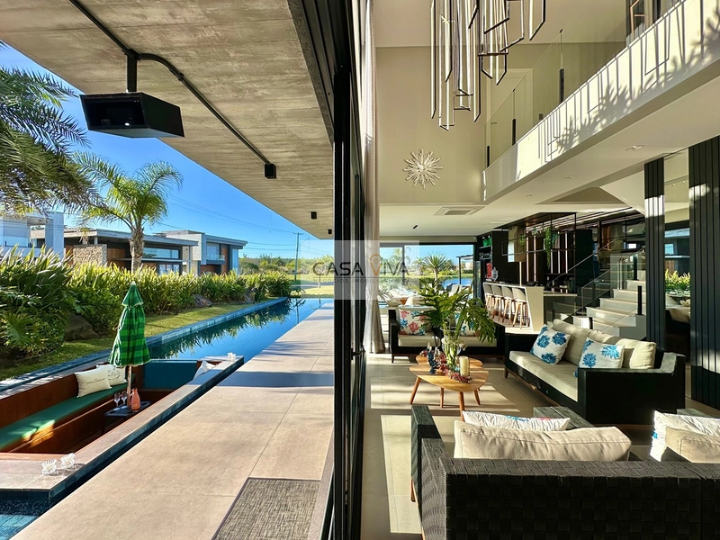 CASA DE ALTO PADRÃO À VENDA – CONDOMÍNIO COSTA SERENA: 3ª foto da galeria de imagens do imóvel