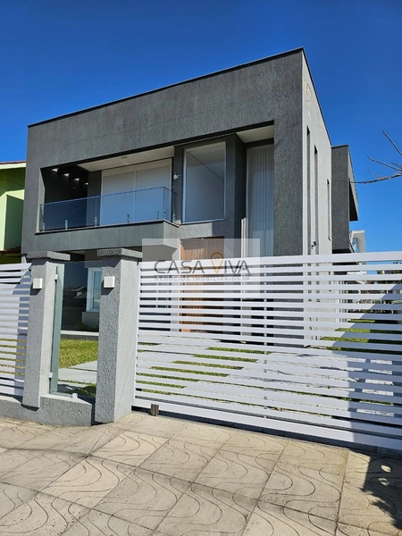 Casa a uma quadra do Mar com Rooftop e Vista Mar.: 1ª foto da galeria de imagens do imóvel