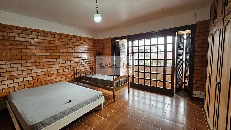Casa com 03 Dormitórios a Uma Quadra do M.ar: 15ª foto da galeria de imagens do imóvel