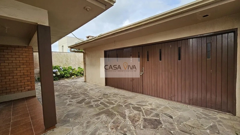 Casa com 03 Dormitórios a Uma Quadra do M.ar: 12ª foto da galeria de imagens do imóvel