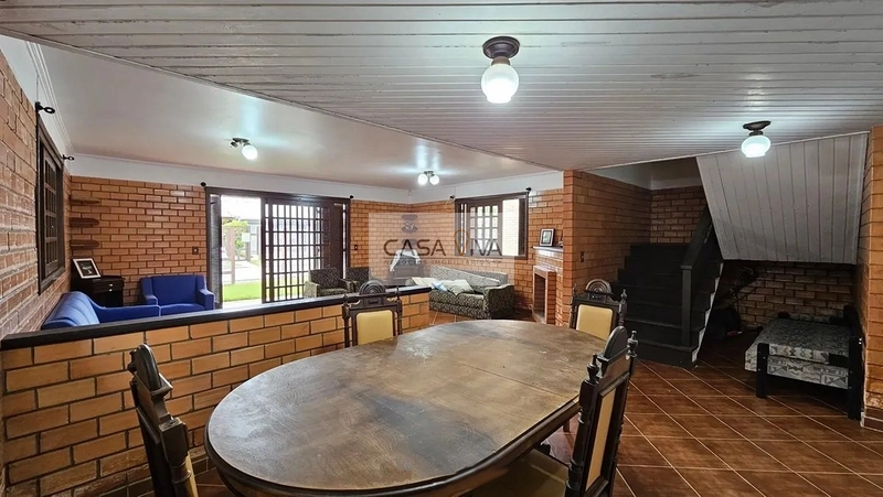Casa com 03 Dormitórios a Uma Quadra do M.ar: 5ª foto da galeria de imagens do imóvel