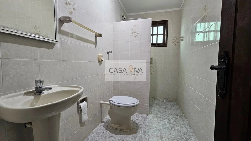Casa com 03 Dormitórios a Uma Quadra do M.ar: 22ª foto da galeria de imagens do imóvel