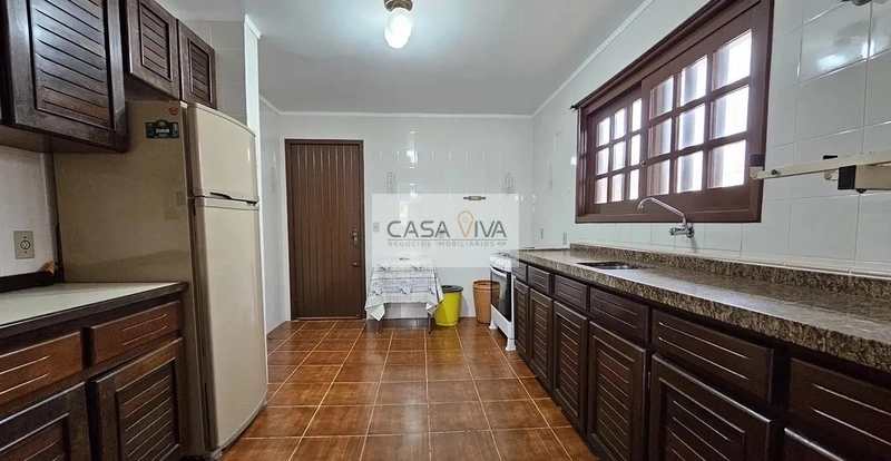 Casa com 03 Dormitórios a Uma Quadra do M.ar: 8ª foto da galeria de imagens do imóvel