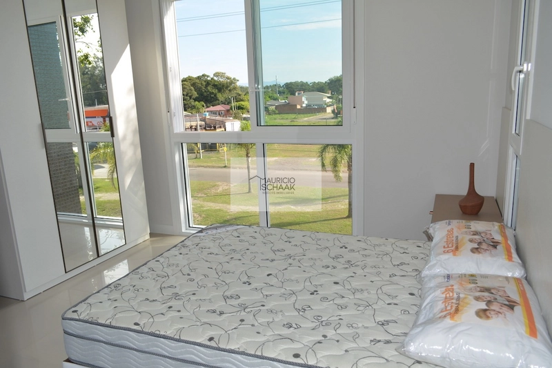 Apartamento de esquina diferenciado em Atlântida: 2ª foto da galeria de imagens do imóvel