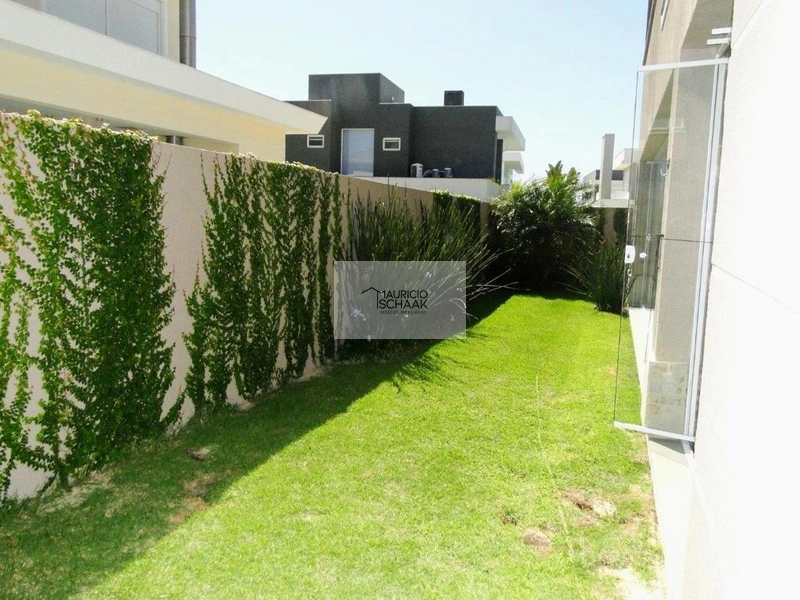Casa em condomínio fechado beira mar: 3ª foto da galeria de imagens do imóvel