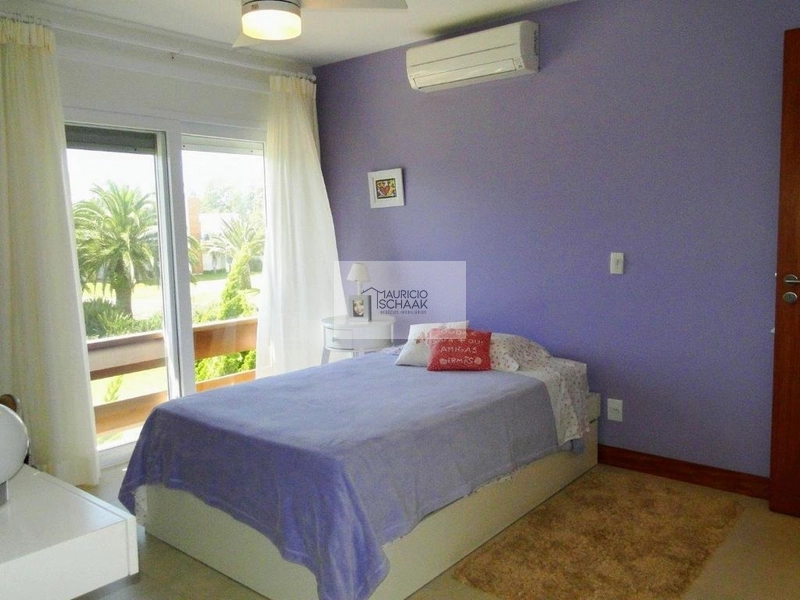 Casa em condomínio fechado beira mar: 11ª foto da galeria de imagens do imóvel