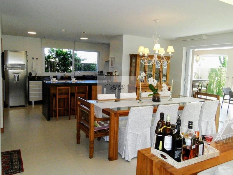 Casa em condomínio fechado beira mar: 32ª foto da galeria de imagens do imóvel