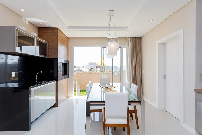 Casa com 4 suítes no Green Village | Santa Felicidade: 2ª foto da galeria de imagens do imóvel