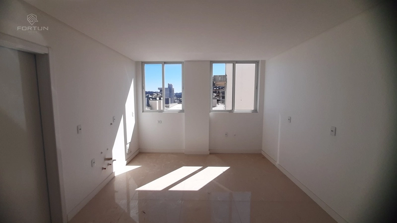 APARTAMENTO ALTO PADRÃO COM 3 SUÍTES NO CENTRO - R. OCTAVIANO MARCANTE: 7ª foto da galeria de imagens do imóvel