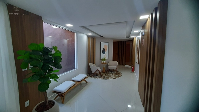 APARTAMENTO ALTO PADRÃO COM 3 SUÍTES NO CENTRO - R. OCTAVIANO MARCANTE: 2ª foto da galeria de imagens do imóvel