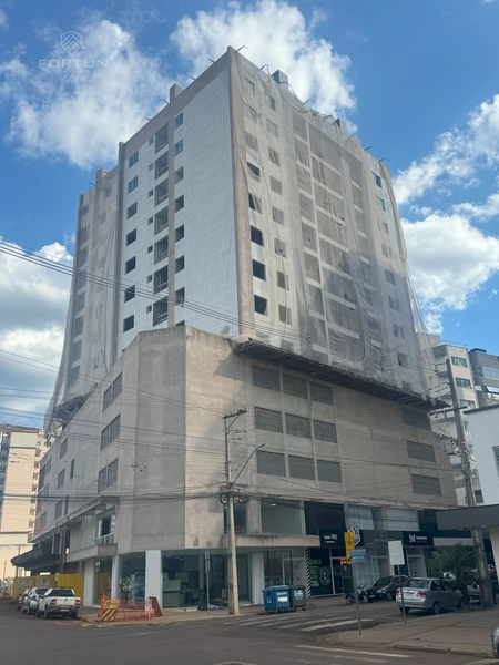 APARTAMENTO COM 1 SUÍTE E 2 QUARTOS NO CENTRO - RES. BERLATTORRE: 1ª foto da galeria de imagens do imóvel