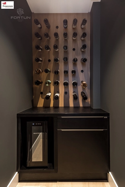 APARTAMENTO ALTO PADRÃO NO CENTRO - EDIF. VILSON AMADORI: 23ª foto da galeria de imagens do imóvel