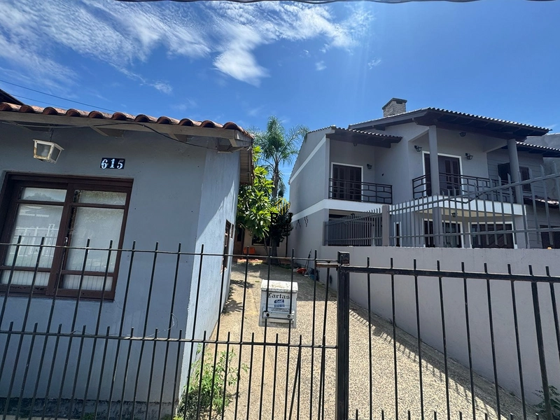 Casa com Sala comercial á Venda!: 2ª foto da galeria de imagens do imóvel