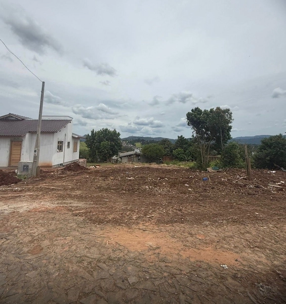 Terreno á venda!!: 1ª foto da galeria de imagens do imóvel