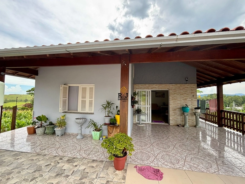 Casa a Venda : 3ª foto da galeria de imagens do imóvel