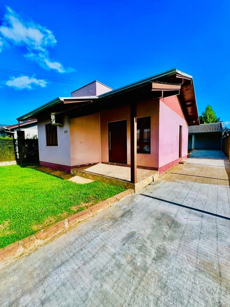 Casa a venda em Sapiranga: 1ª foto da galeria de imagens do imóvel