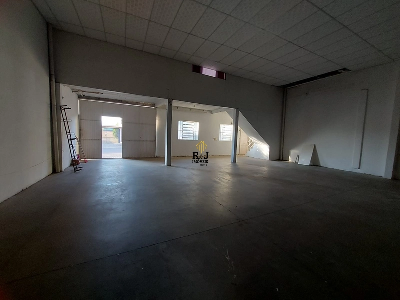 Pavilhão á Venda!: 14ª foto da galeria de imagens do imóvel