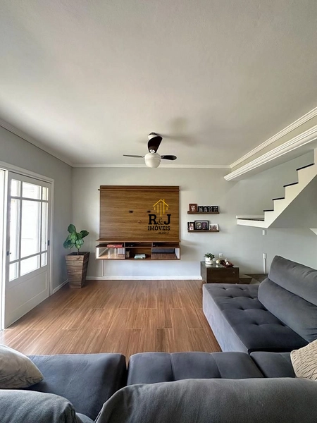 Casa a Venda : 3ª foto da galeria de imagens do imóvel