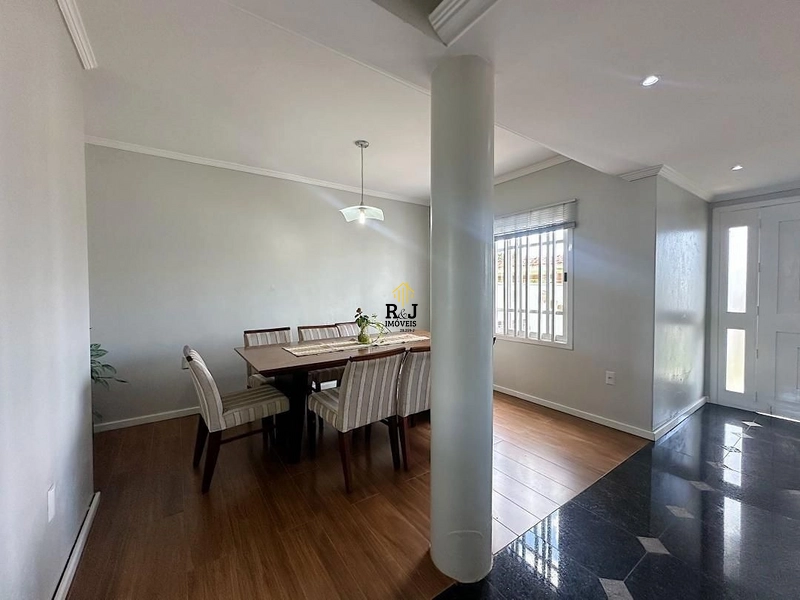 Casa a Venda : 8ª foto da galeria de imagens do imóvel