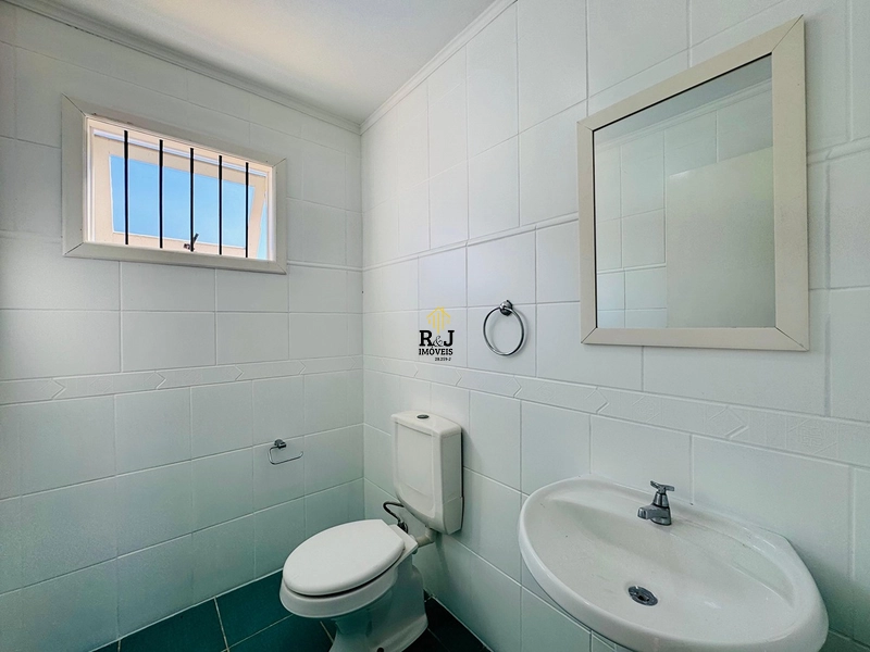 Casa a Venda : 12ª foto da galeria de imagens do imóvel