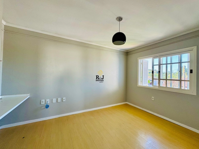 Casa a Venda : 8ª foto da galeria de imagens do imóvel