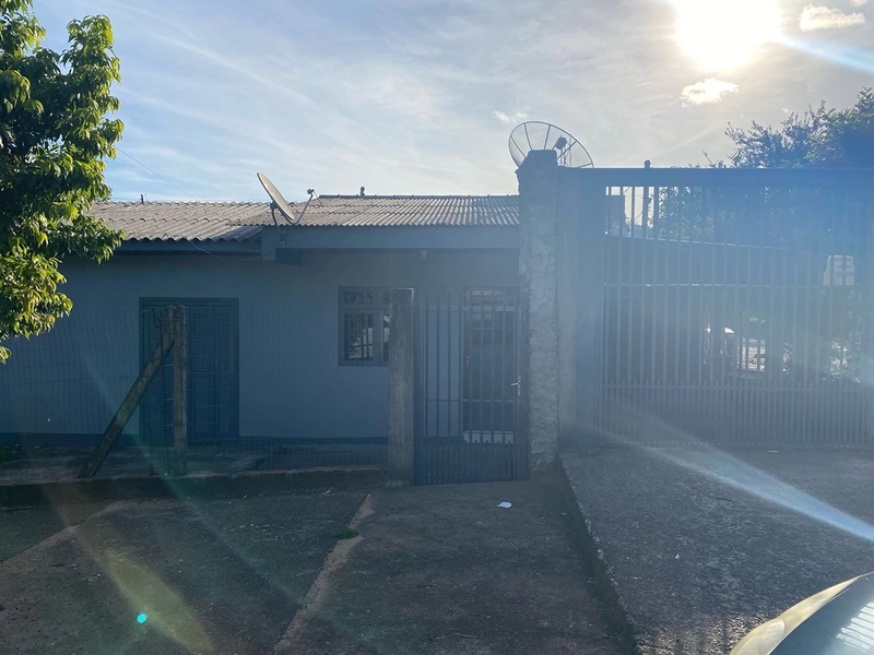 Casa a Venda : 2ª foto da galeria de imagens do imóvel