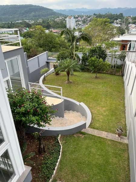 Casa de Alto Padrão em Sapiranga: 3ª foto da galeria de imagens do imóvel