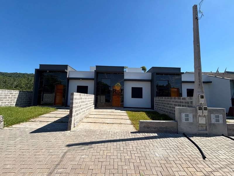 Geminados disponíveis Bairro Oeste / Sapiranga : 2ª foto da galeria de imagens do imóvel