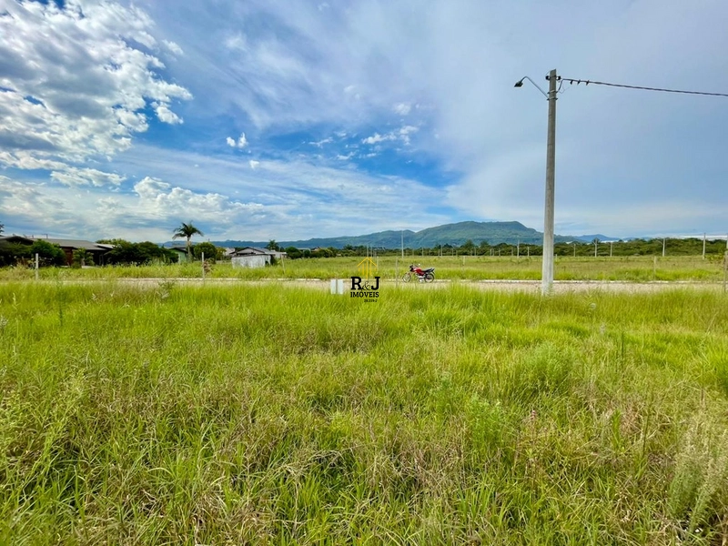 Terreno á Venda: 2ª foto da galeria de imagens do imóvel