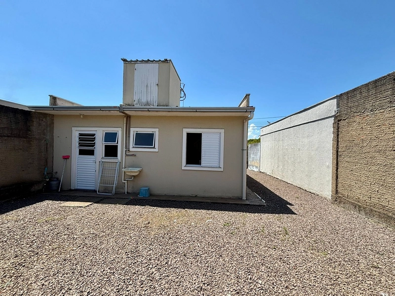 Casa a Venda : 11ª foto da galeria de imagens do imóvel