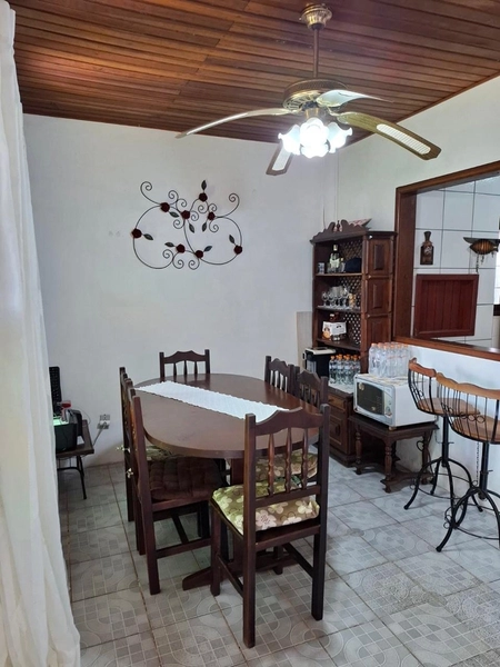 Vende-se casa na Praia Atlântida Sul : 5ª foto da galeria de imagens do imóvel