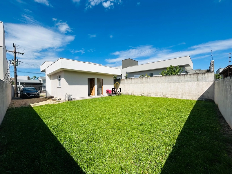 Casa á venda: 3ª foto da galeria de imagens do imóvel