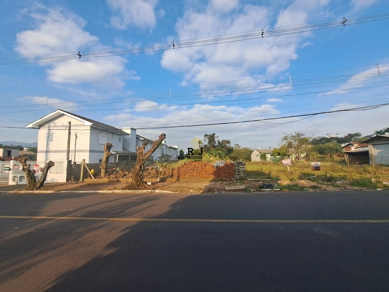 Terreno á Venda!: 1ª foto da galeria de imagens do imóvel