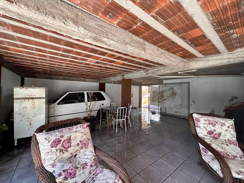 Casa a Venda : 16ª foto da galeria de imagens do imóvel