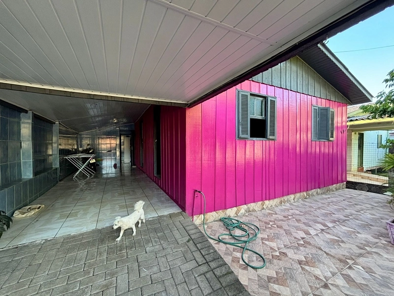 Casa a Venda : 3ª foto da galeria de imagens do imóvel