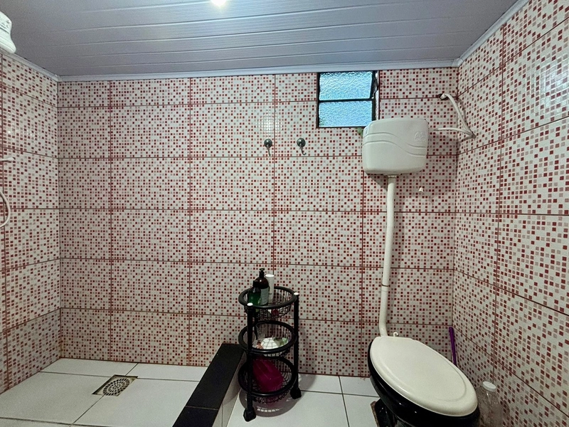 Casa a Venda : 15ª foto da galeria de imagens do imóvel