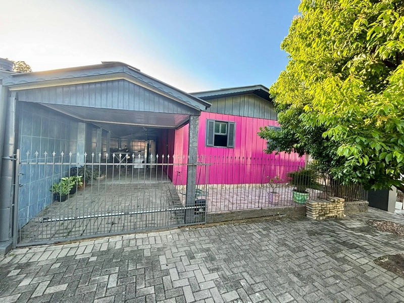 Casa a Venda : 1ª foto da galeria de imagens do imóvel