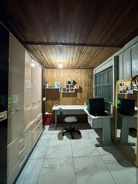 Casa a Venda : 12ª foto da galeria de imagens do imóvel