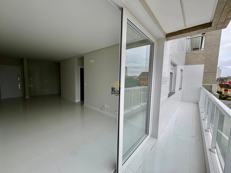 Apartamento no Centro de Tramandaí!: 3ª foto da galeria de imagens do imóvel