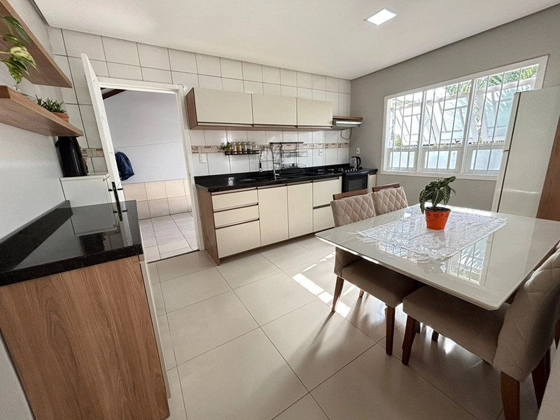 Casa 2 dormitórios com suíte episcina: 8ª foto da galeria de imagens do imóvel