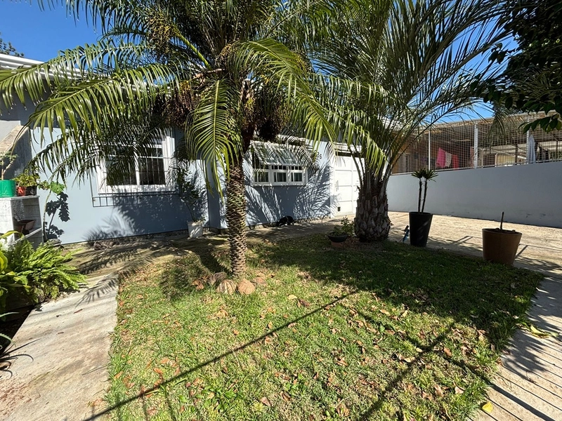 Casa 2 dormitórios com suíte episcina: 2ª foto da galeria de imagens do imóvel