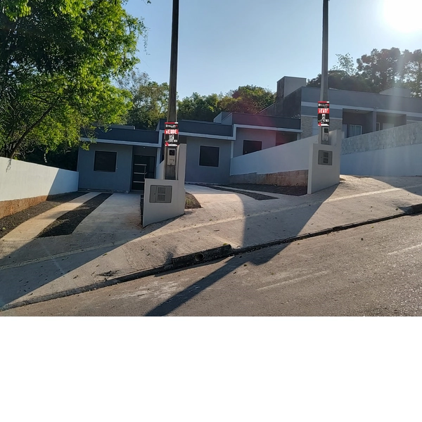 Casa á venda em Gravataí: 2ª foto da galeria de imagens do imóvel