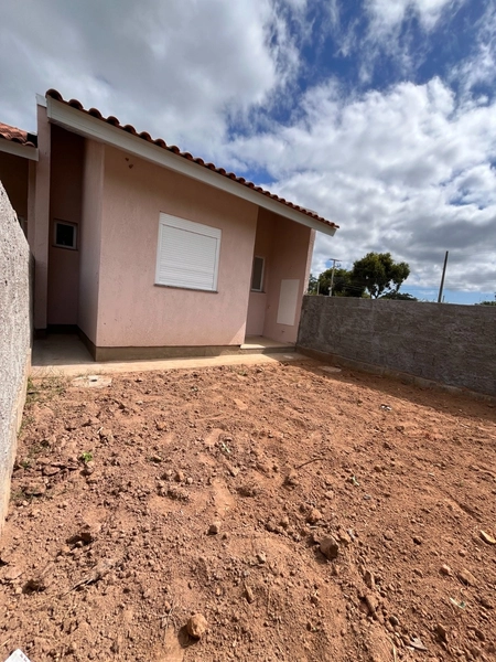 Casa 2 dormitórios: 8ª foto da galeria de imagens do imóvel