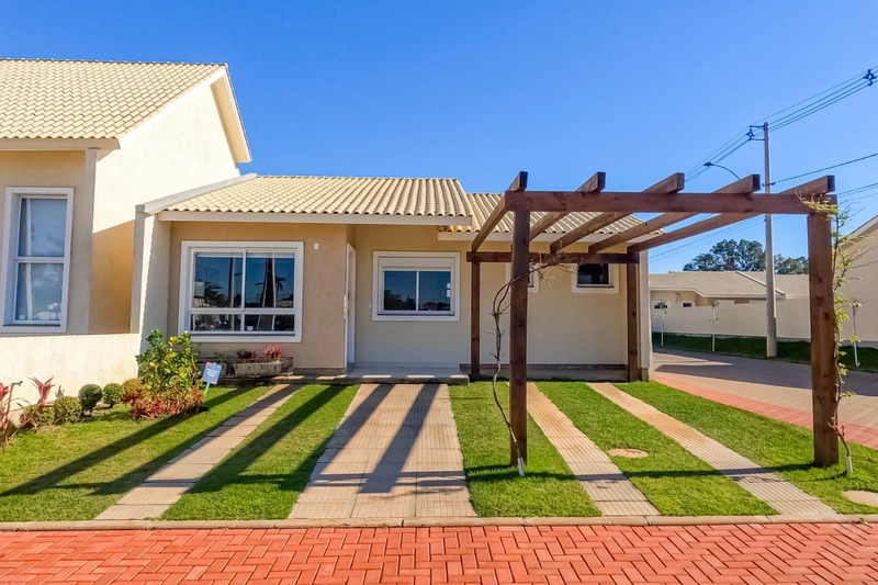 Casas de 1, 2 ou 3 dormitórios com suíte em condominio em Cachoeirinha: 1ª foto da galeria de imagens do imóvel