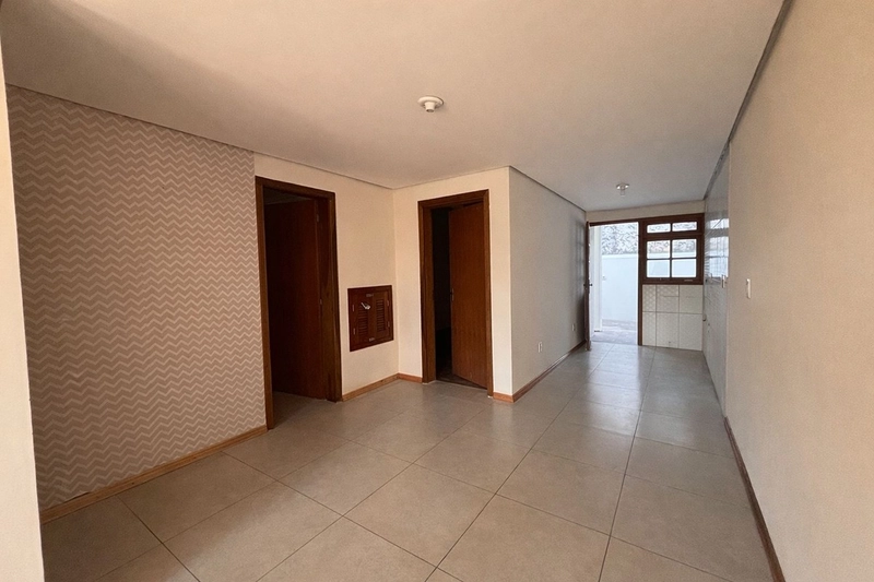 Apartamento térreo com pátio privativo: 2ª foto da galeria de imagens do imóvel